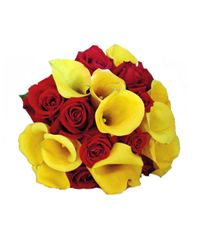 bouquet of roses and calla lilies
